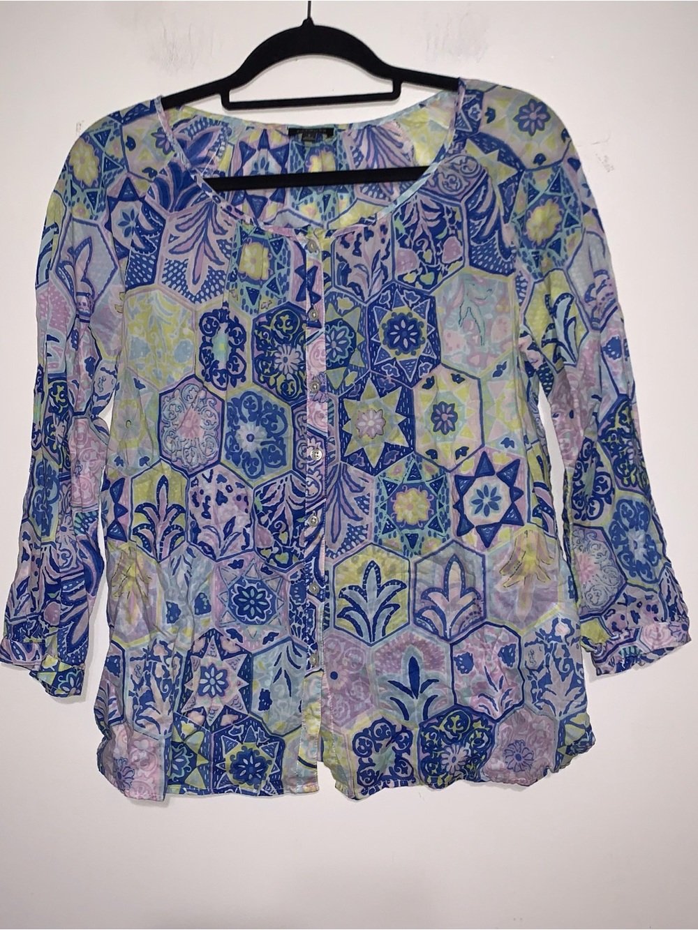 Talbots Womens Floral Button Down 3/4 Sleeve
Lightweight Cotton Blouse
Size S